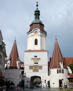 la porte Steiner Tor à Krems. Source : Wikimedia Commons. Auteur : Karl Bauer. Licence :Creative Commons 3.0 Unported